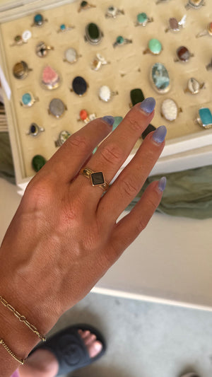 Black Tile in GF - size 10
