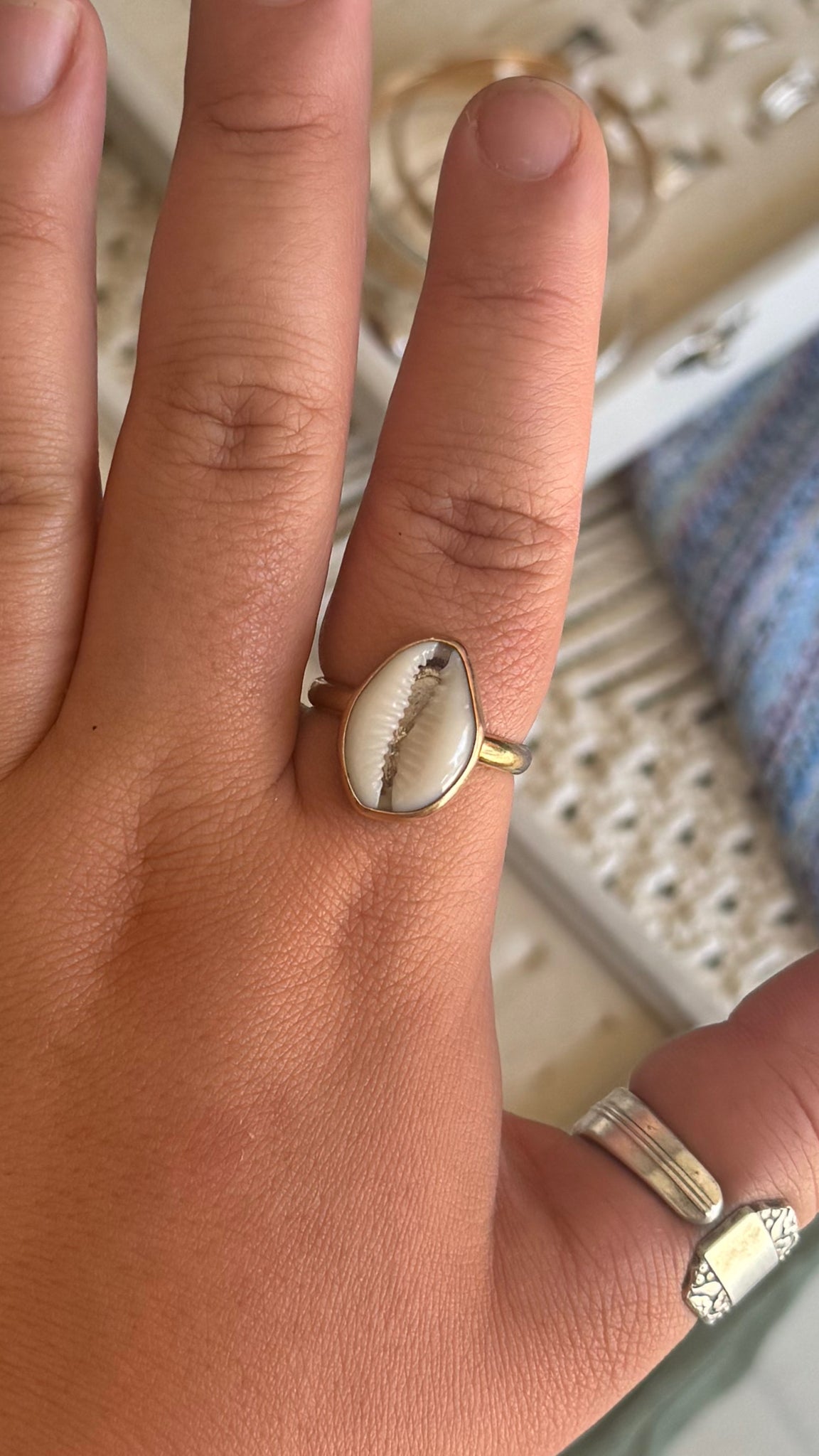 Puka Shell in GF - size 12