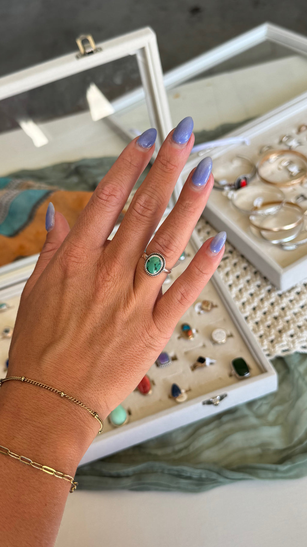 Twisted Turquoise - size 5.75
