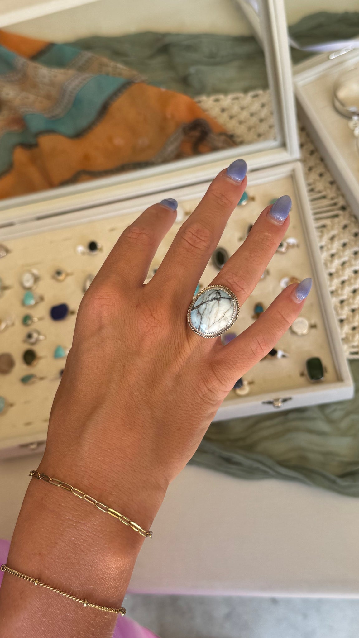 Blue Buffalo Turquoise - size 7