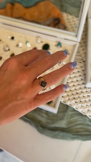 Black Tile in GF - size 8
