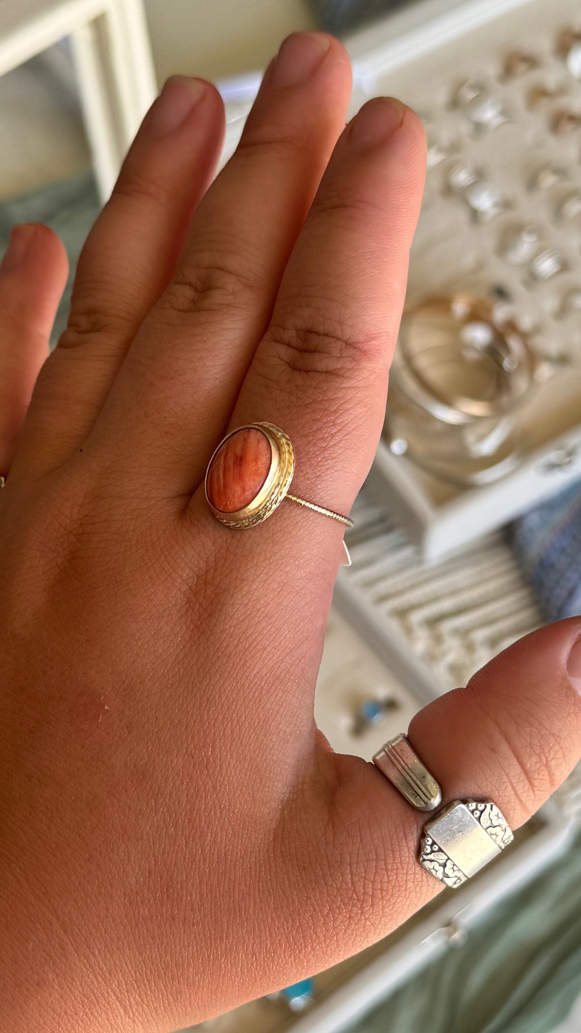 Pink Spiny Oyster in GF - size 13.5