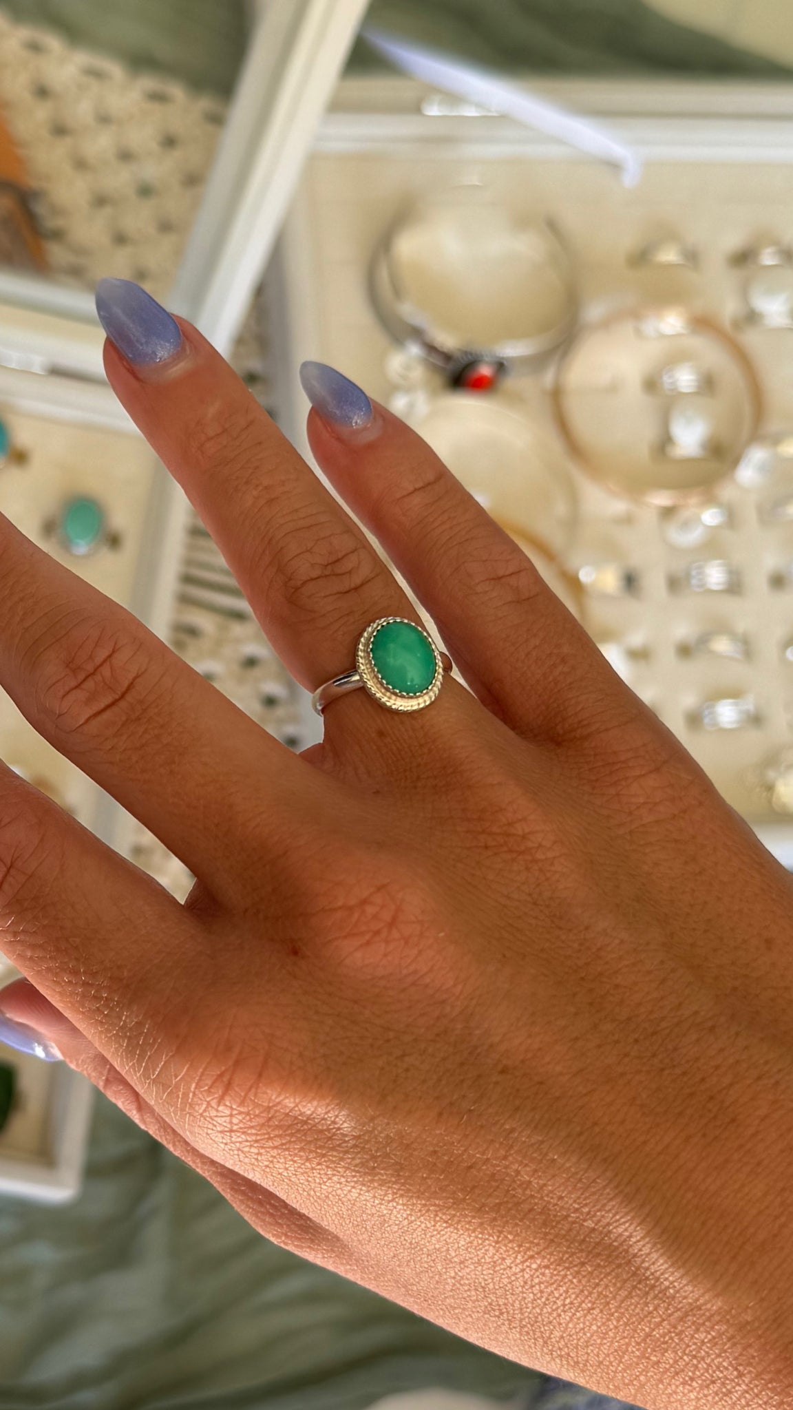 Chrysoprase - size 6