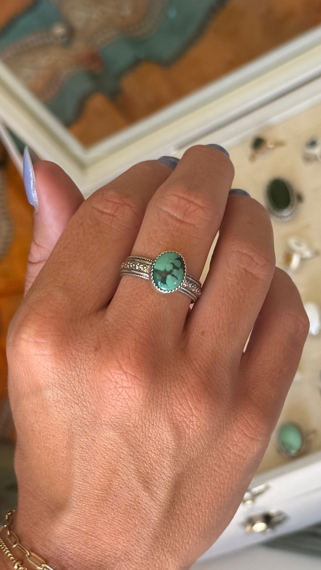 Porcelain Turquoise - size 10.5