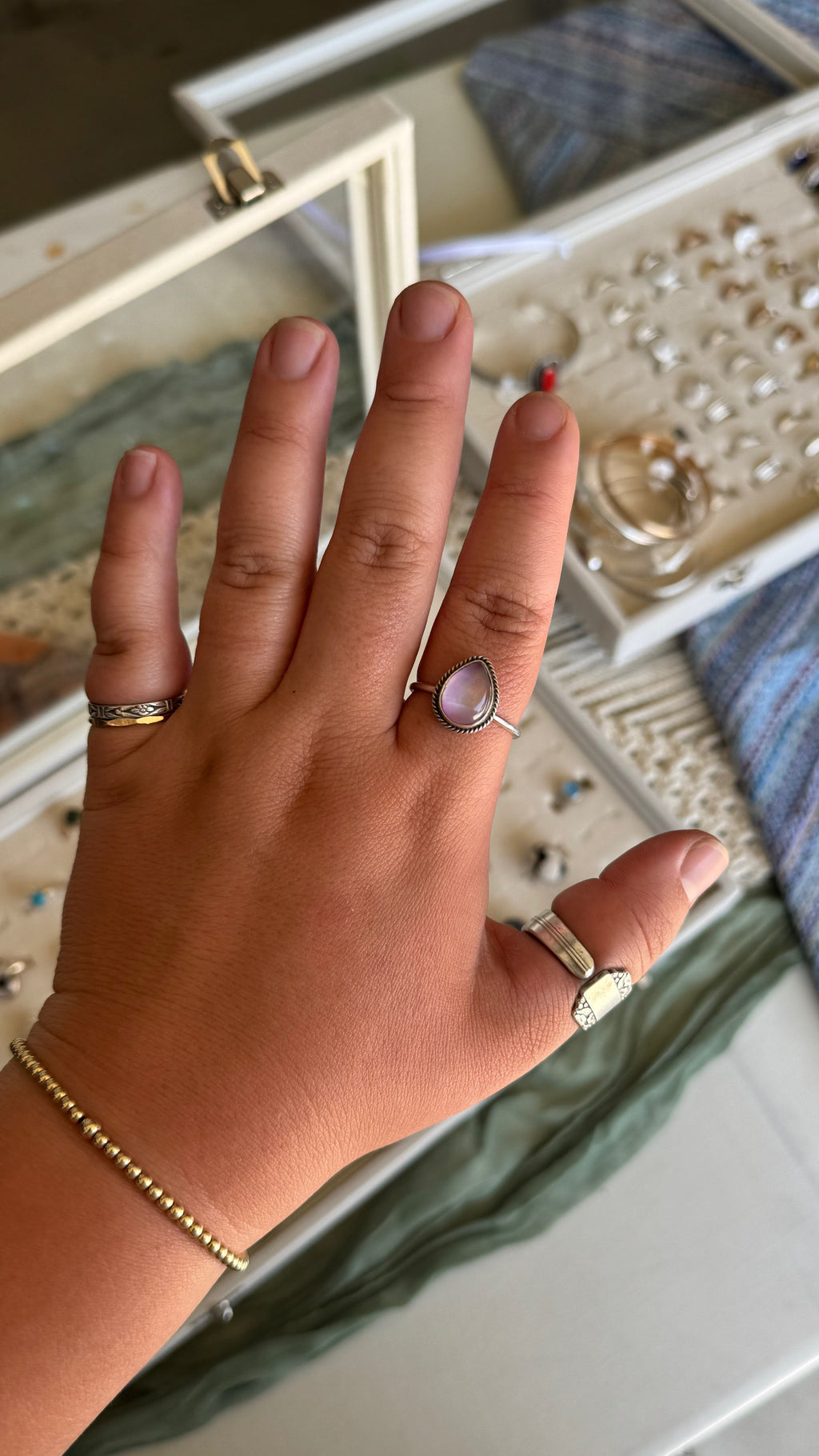 Aurora Opal - size 13