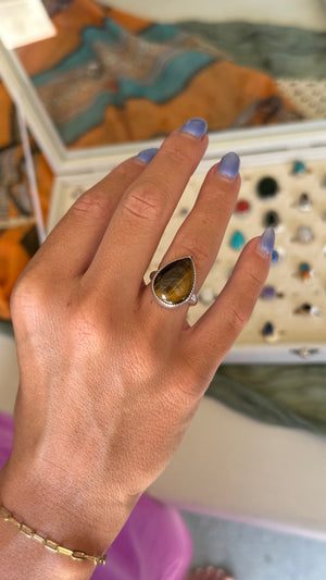 Tigers Eye - size 6